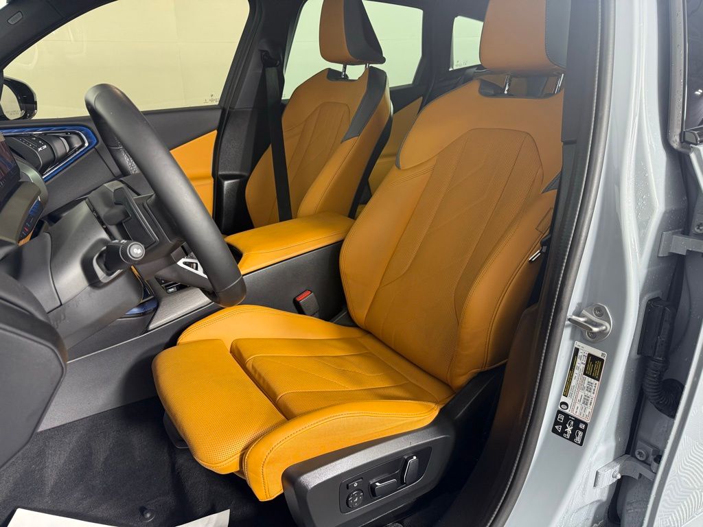 Thumbnail: 2025 BMW X3 - 13