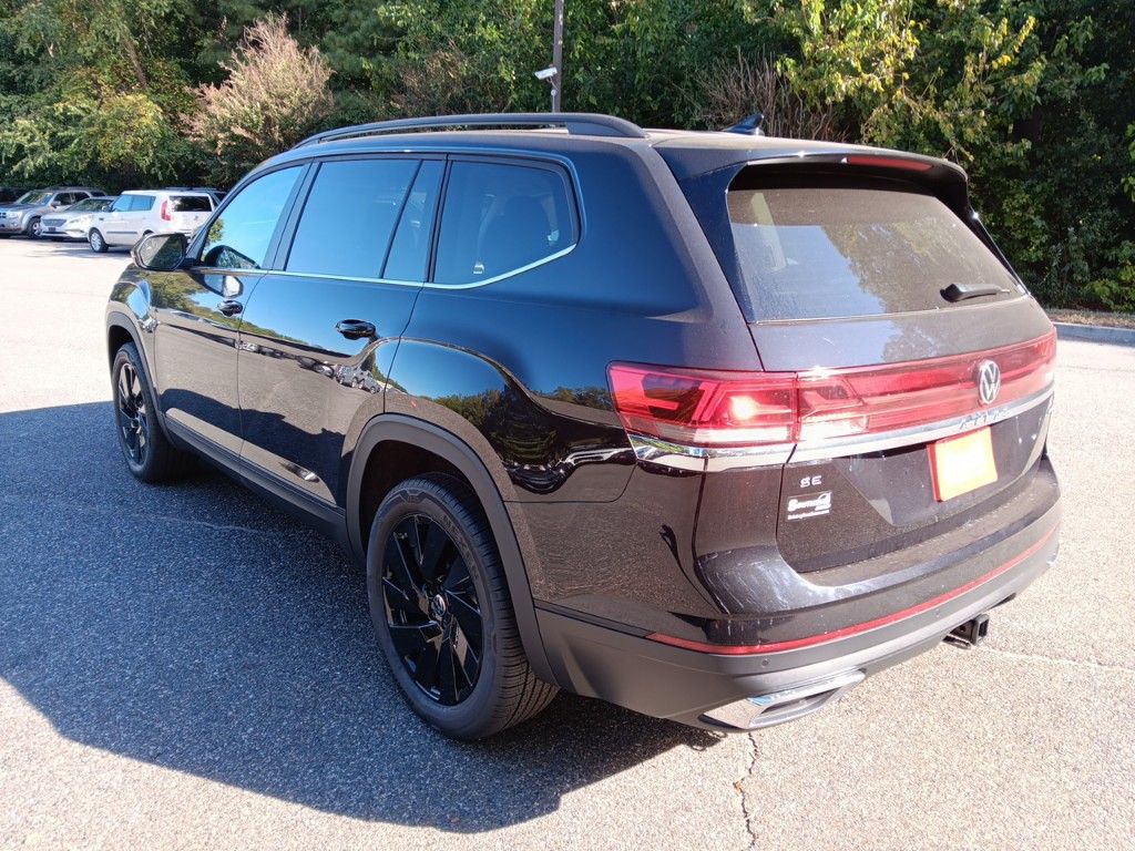 2025 Volkswagen Atlas 2.0T SE w/Technology 3