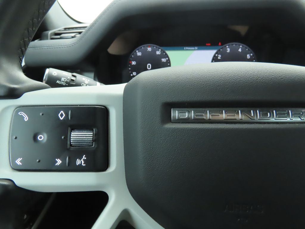 Thumbnail: 2023 Land Rover Defender - 11