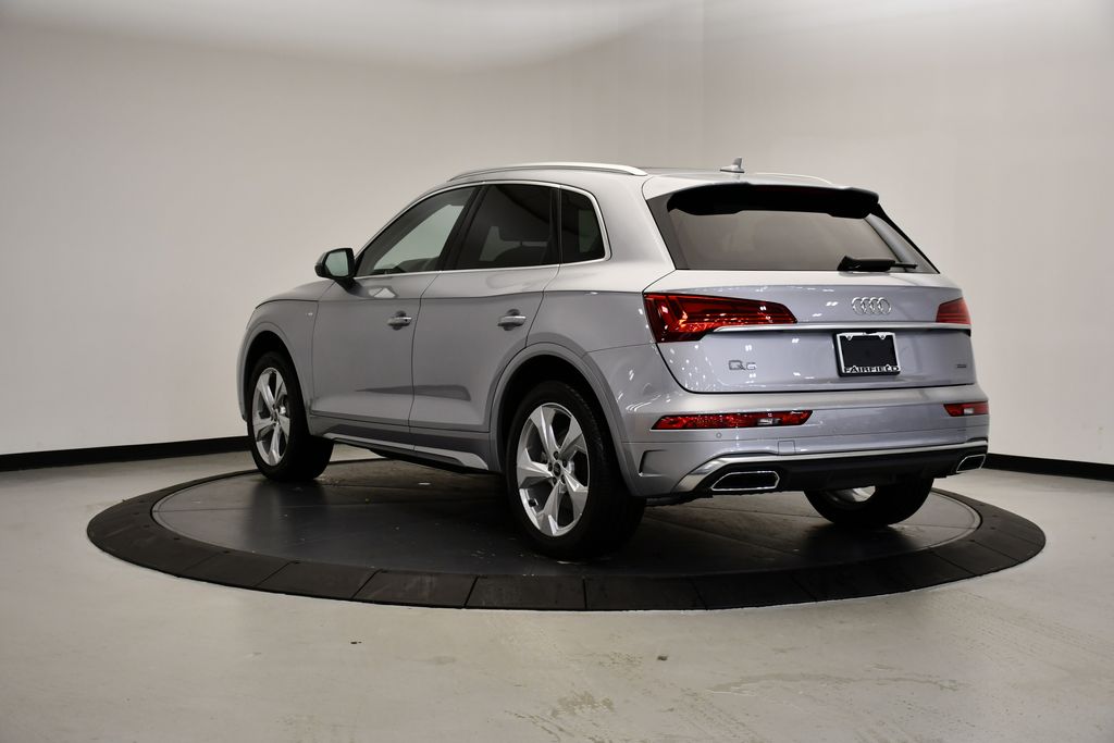Thumbnail: 2022 Audi Q5 - 3
