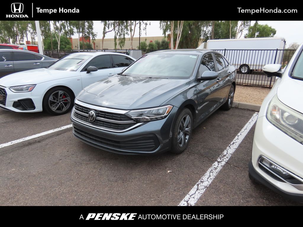 2024 Volkswagen Jetta SE Hero Image