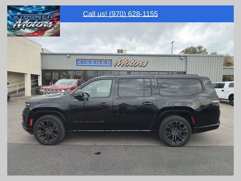 Diamond Black Crystal Pearlcoat 2024 Jeep Grand Wagoneer L SUV / Crossover Four-Wheel Drive 8-Speed Automatic