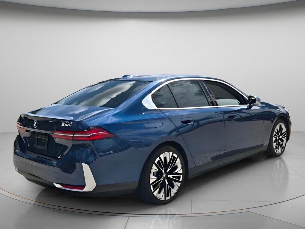 2024 BMW 530i - $39,678