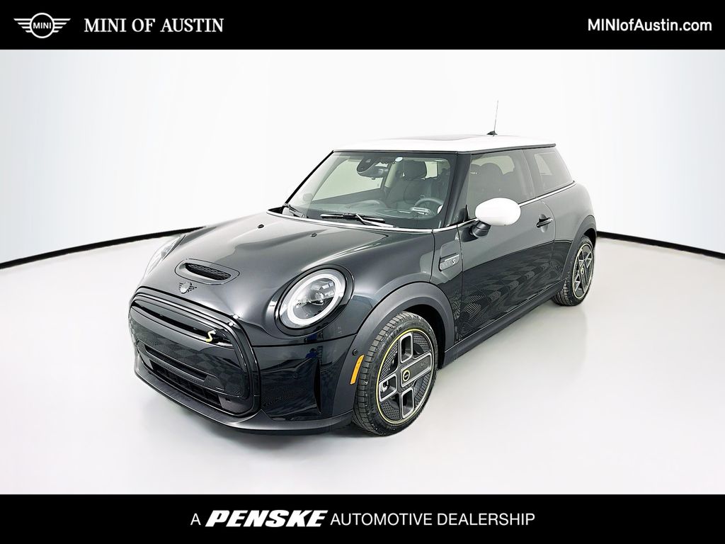 2024 MINI Cooper SE -
                Austin, TX