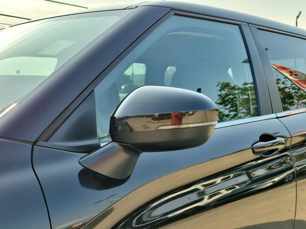 2022 Mitsubishi Outlander ES  at North Houston Mitsubishi