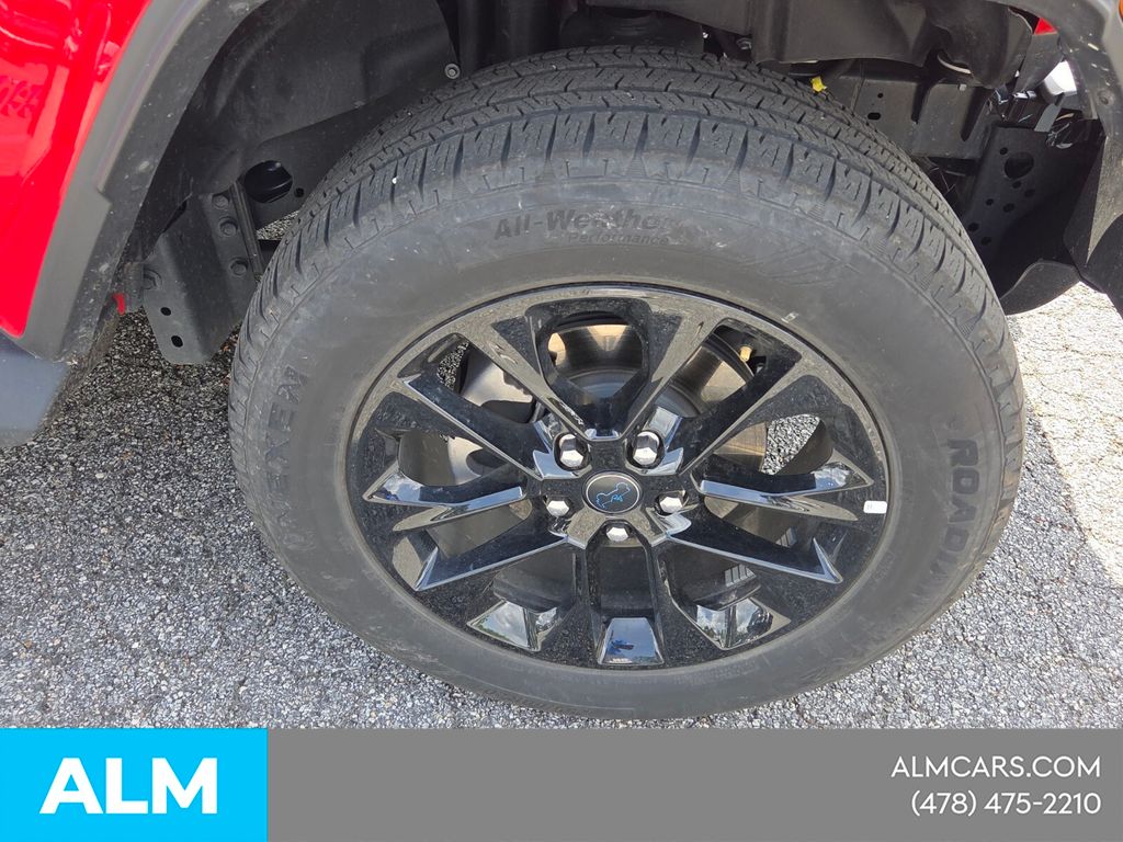 Used 2025 Red Jeep Sahara 4xe image 18