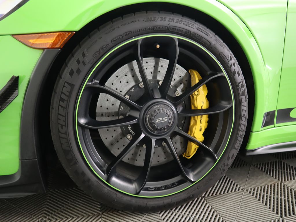 2019 Porsche 911 GT3 26