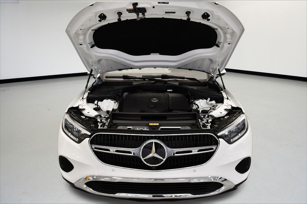 Thumbnail: 2026 Mercedes-Benz GLC - 12