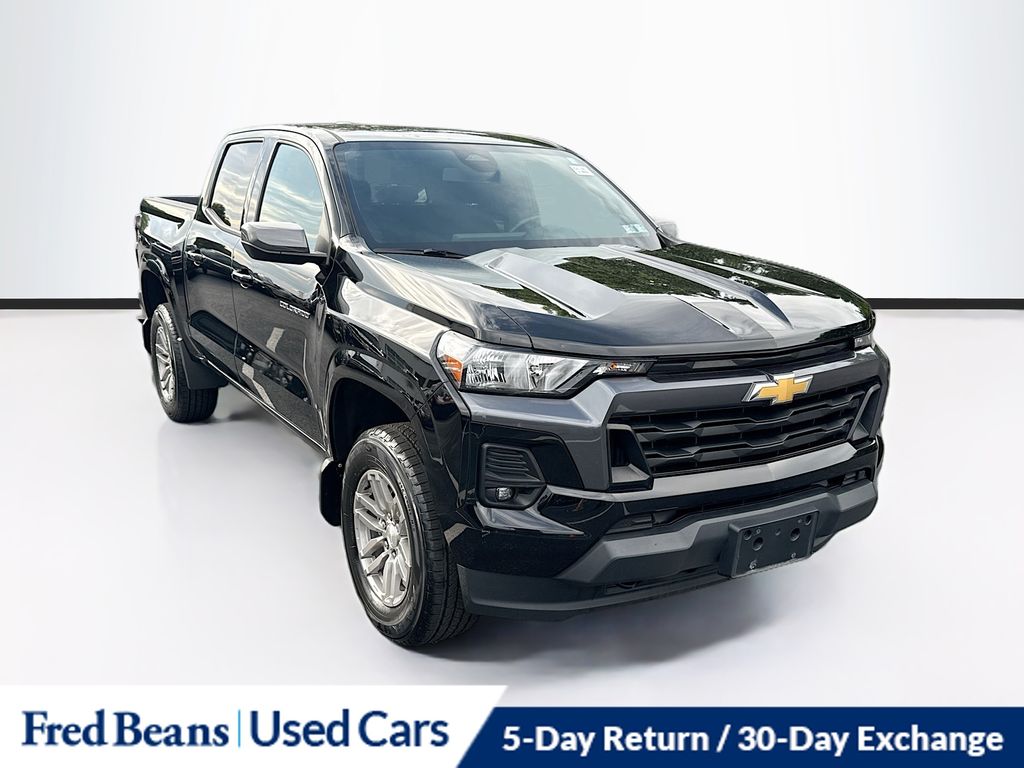 Black 2023 Chevrolet Colorado Pickup Truck Four-Wheel Drive 8-Speed Automatic