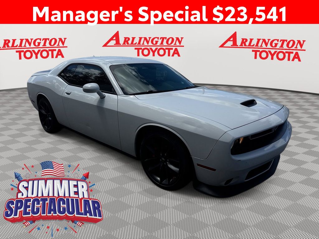 White Knuckle Clearcoat 2022 Dodge Challenger Coupe Rear-Wheel Drive 8-Speed Automatic