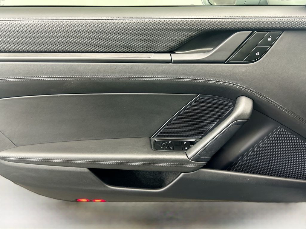 Thumbnail: 2022 Porsche 911 - 24