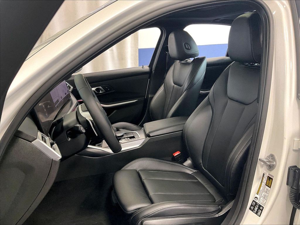 2026 BMW 3 Series — photo 10