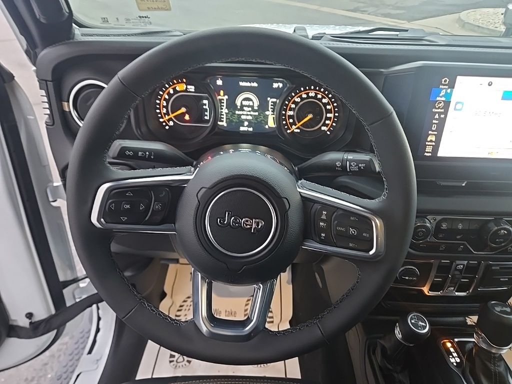 New 2025 White Jeep Sahara image 17
