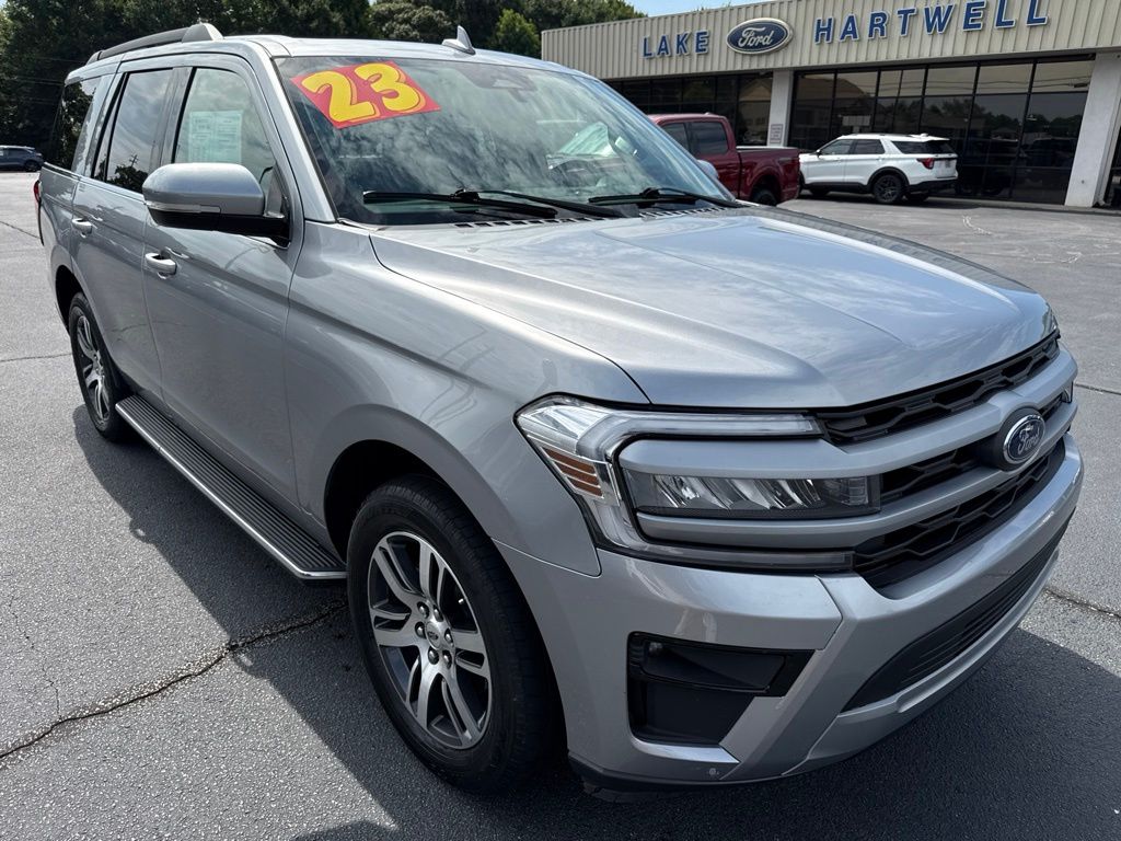 Silver Metallic 2023 Ford Expedition SUV / Crossover 4X2 Automatic