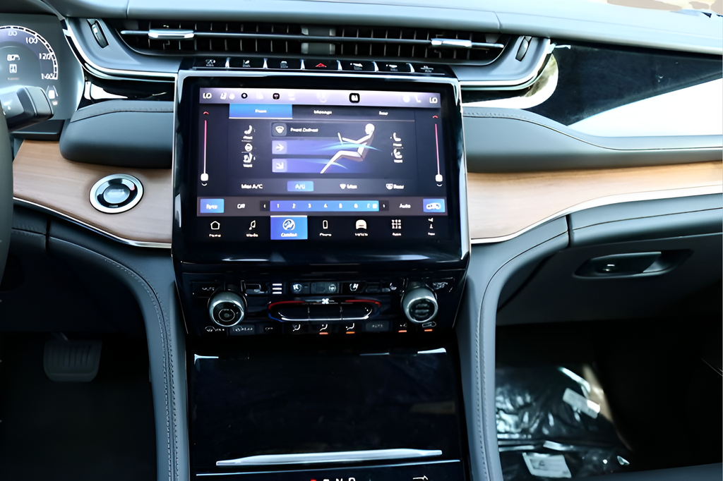 New Car 2025 Jeep Grand Cherokee L  Summit Reserve For Sale Under $70,000 In Austin, Texas