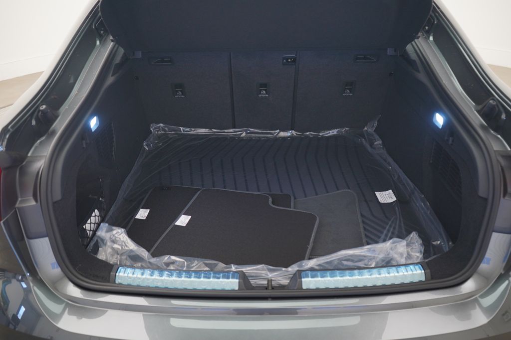 Thumbnail: 2025 Audi S5 - 11