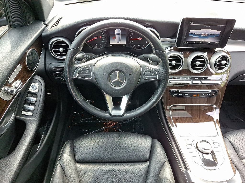 Thumbnail: 2019 Mercedes-Benz GLC - 11