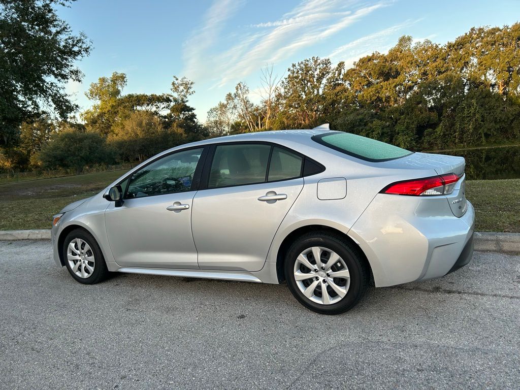 Thumbnail: 2025 Toyota Corolla - 3