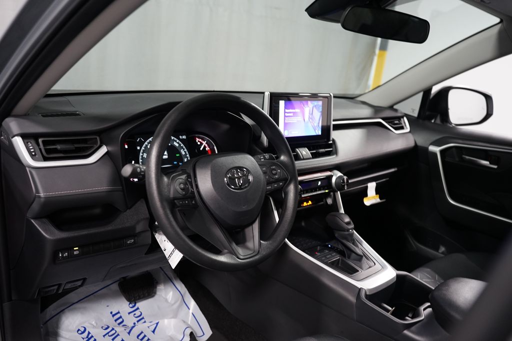 Thumbnail: 2025 Toyota RAV4 - 11