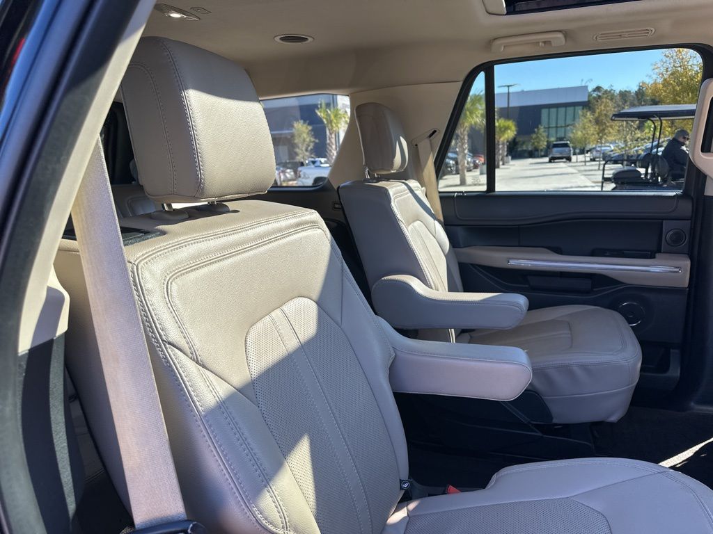 2022 Ford Expedition Limited 32