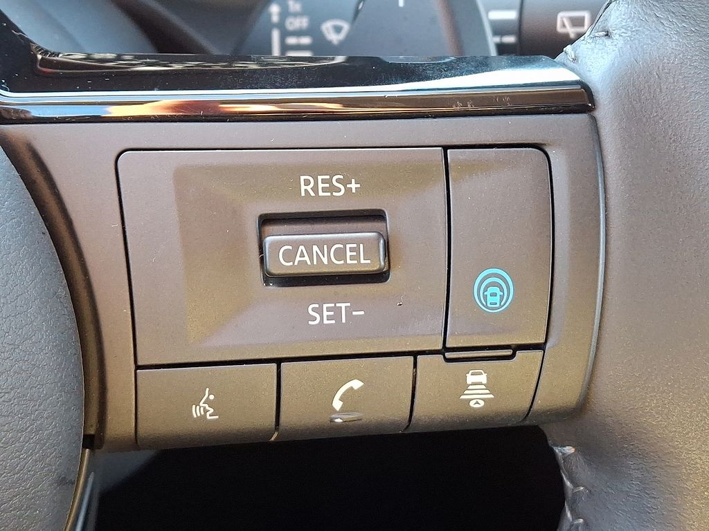 Thumbnail: 2022 Nissan Rogue - 23