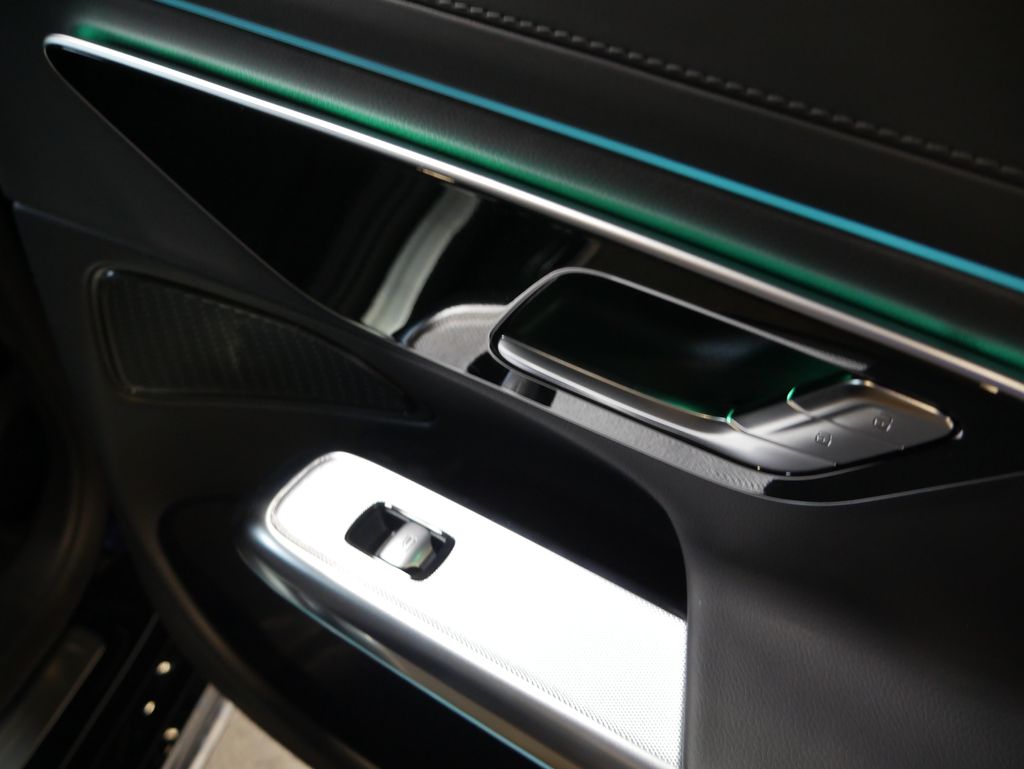 Thumbnail: 2026 Mercedes-Benz E-Class - 31