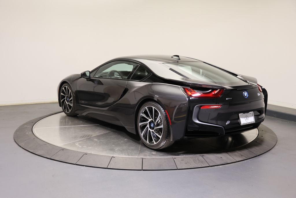 Thumbnail: 2015 BMW  - 5