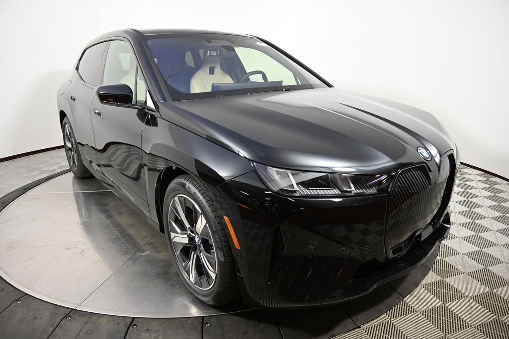 Thumbnail: 2026 BMW iX - 7