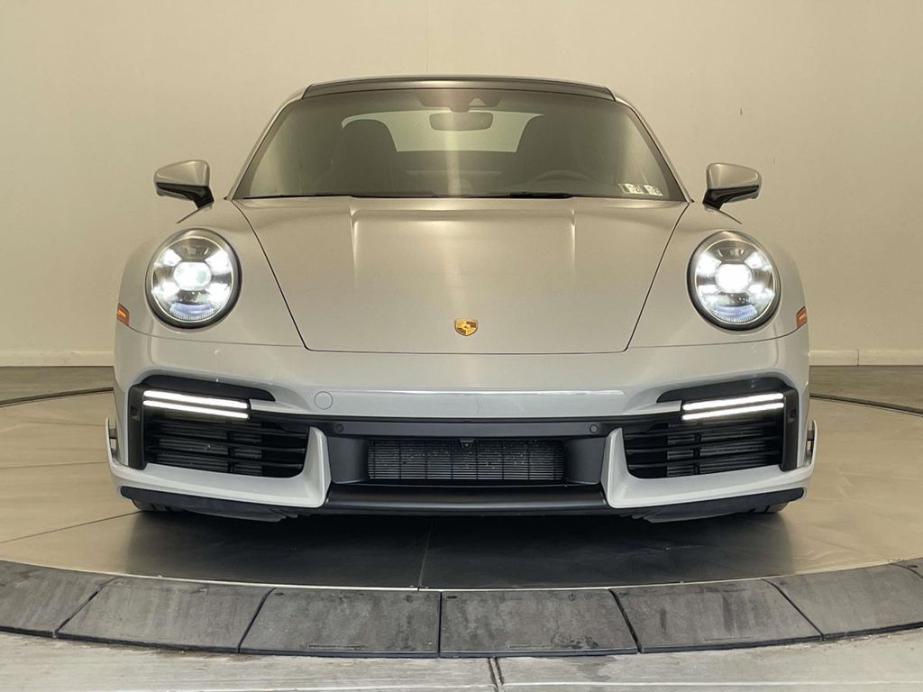 2023 Porsche 911 Turbo S - 9