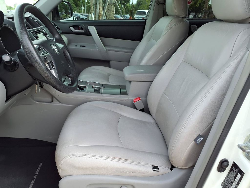 Used 2013 Toyota Highlander SUV