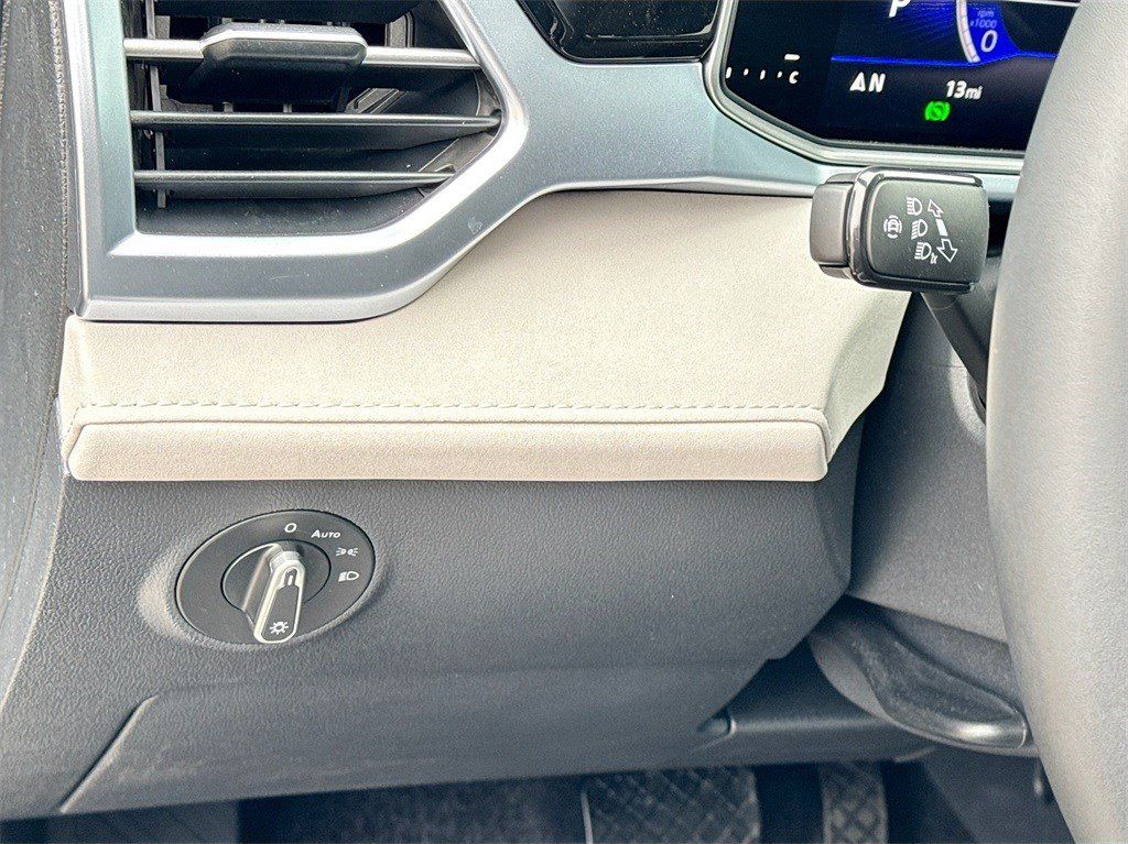 2025 Volkswagen Taos 1.5T SE Gray at Shottenkirk Kia Fort Bend