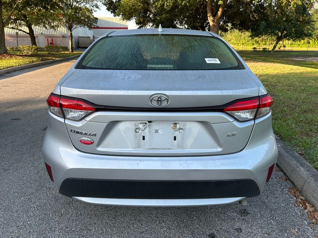2021 Toyota Corolla LE 4
