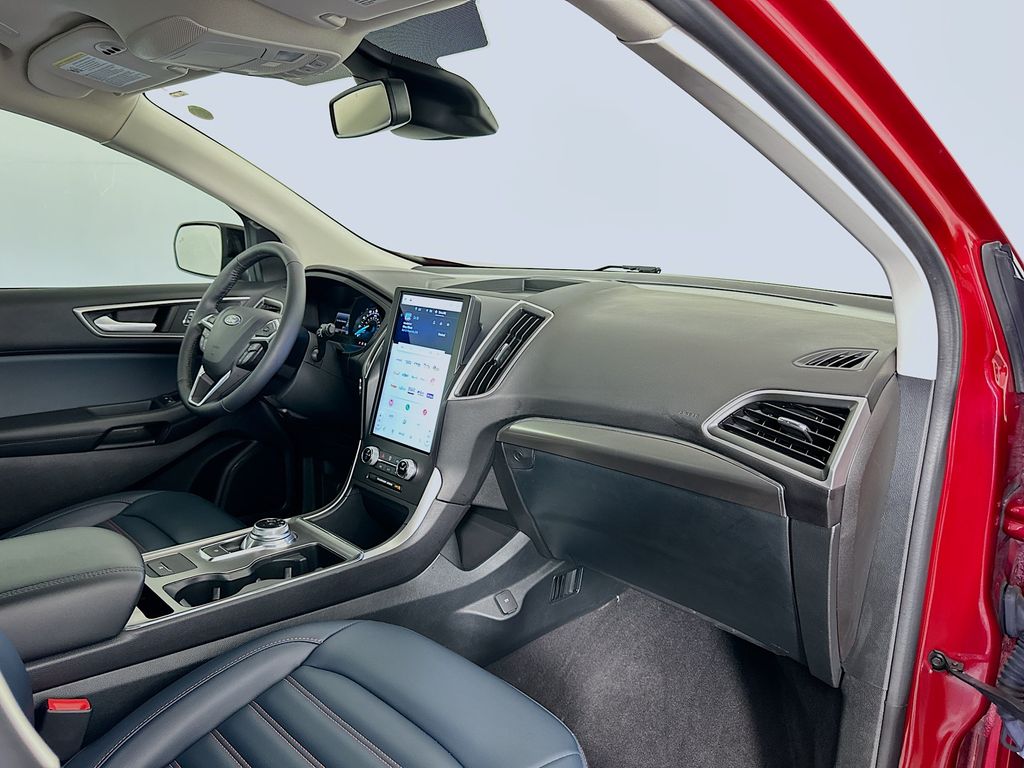 Thumbnail: 2024 Ford Edge - 29