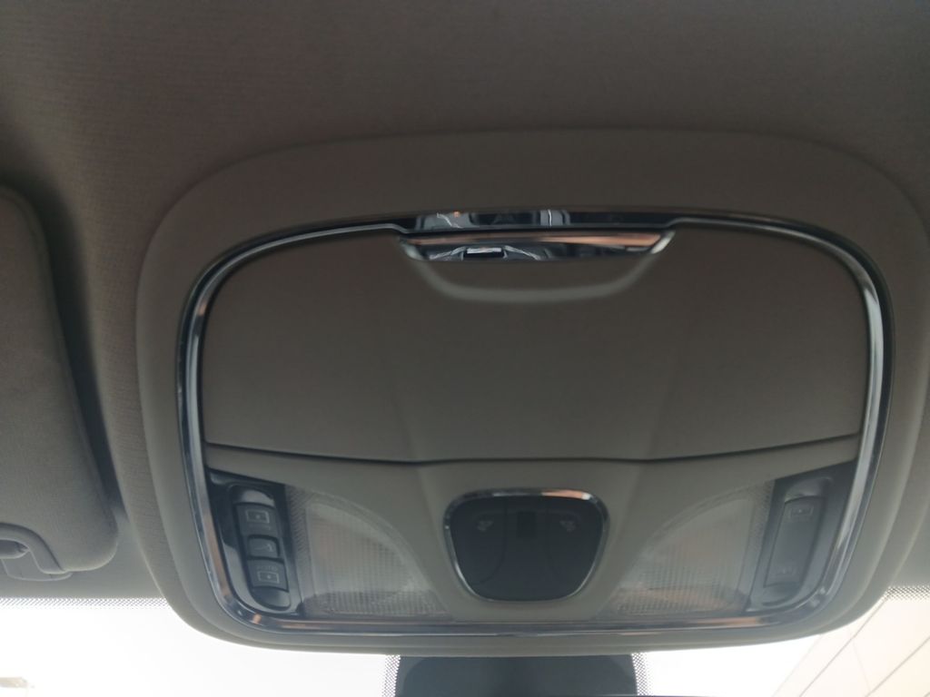 Used Car 2019 Jeep Cherokee  Latitude Plus For Sale Under $20,000 In Austin, Texas