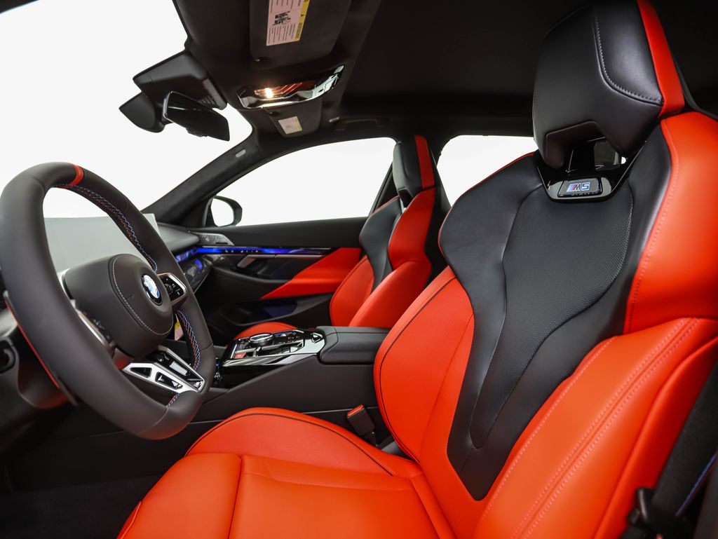 Thumbnail: 2027 BMW M5 - 12