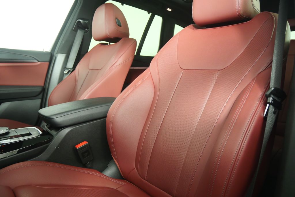 Thumbnail: 2024 BMW X3 - 11