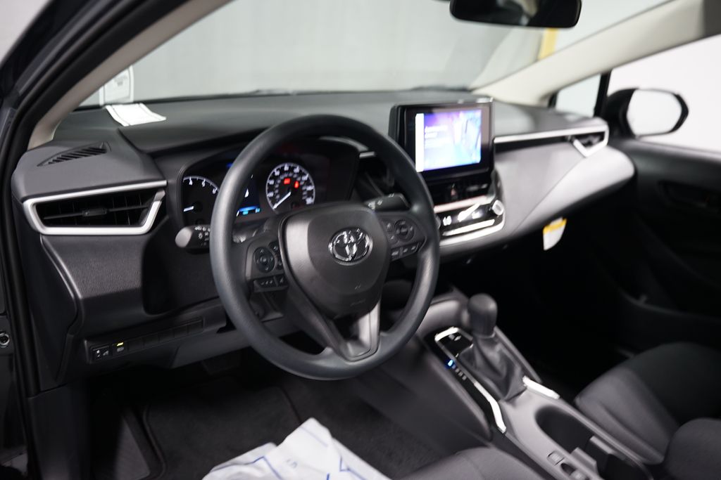 2025 Toyota Corolla LE 11