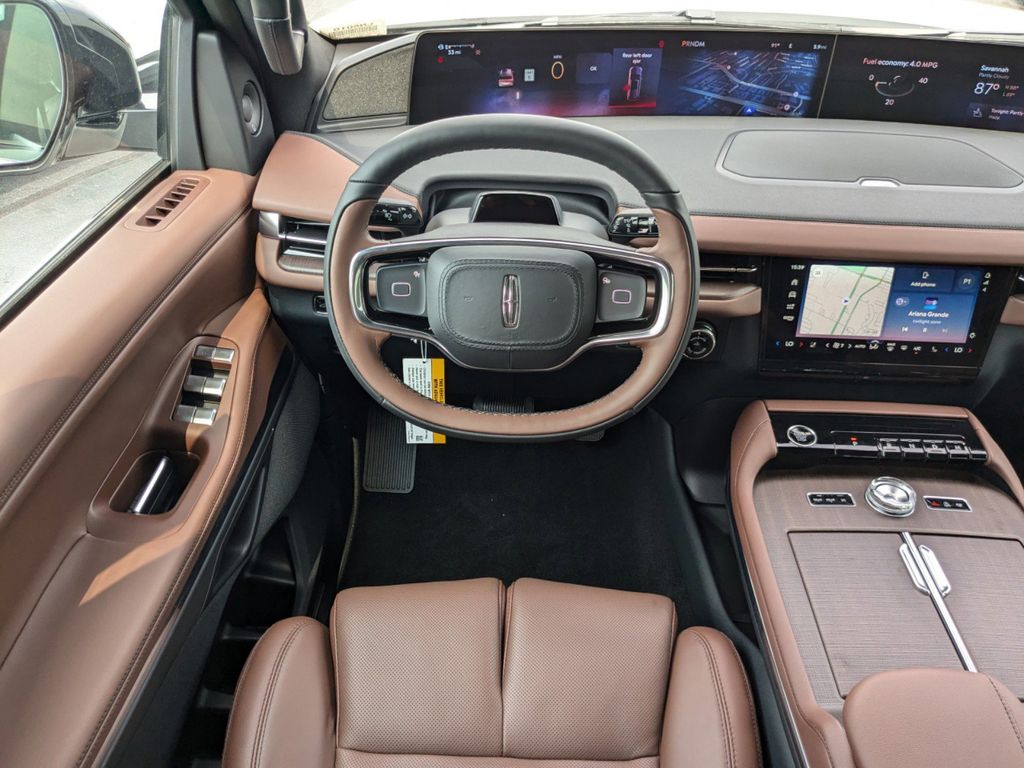 2025 Lincoln Navigator L Reserve