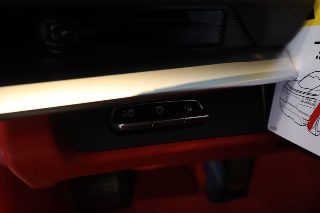 Thumbnail: 2026 Chevrolet Corvette - 25