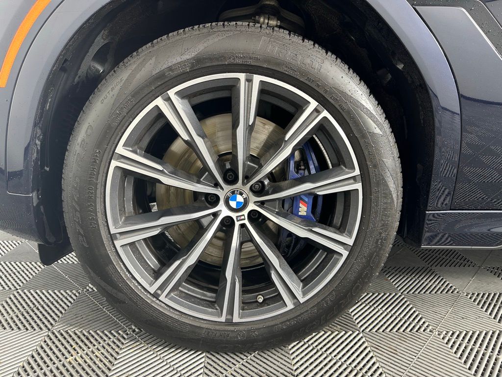 Thumbnail: 2023 BMW X6 - 9