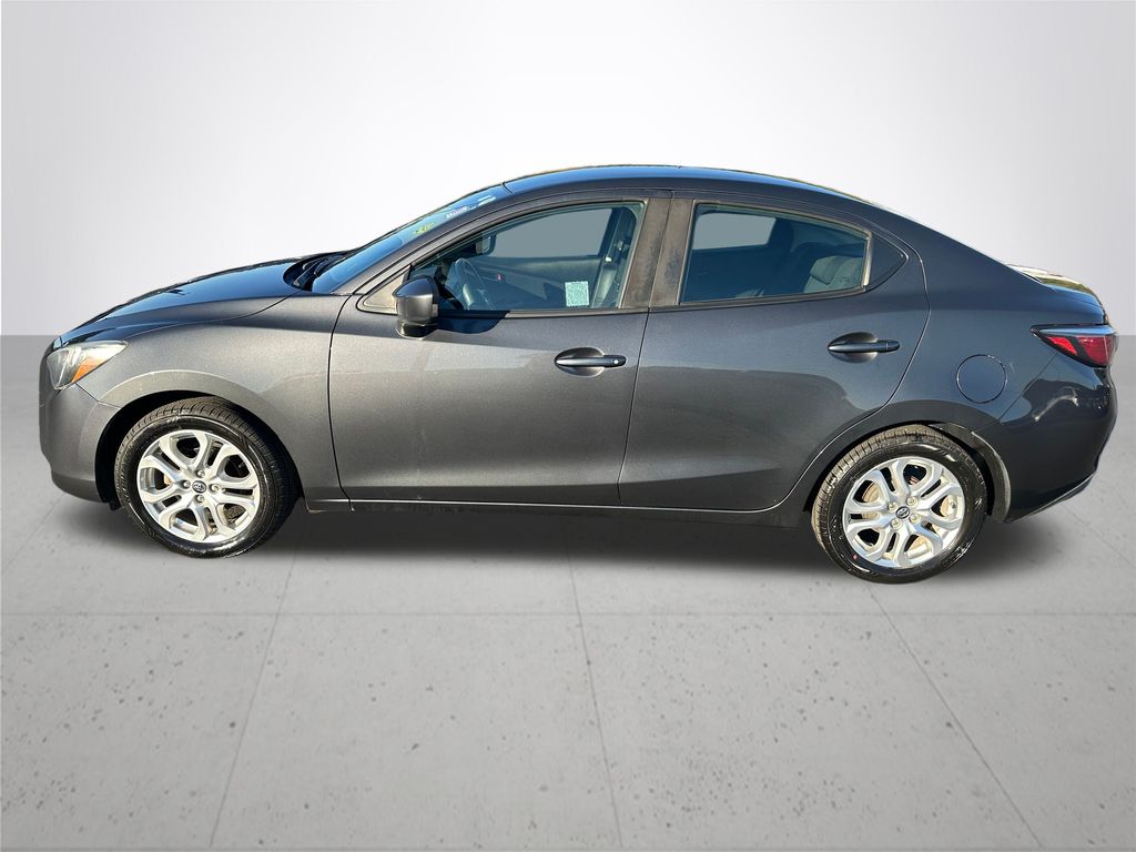 2017 Toyota Yaris iA Base