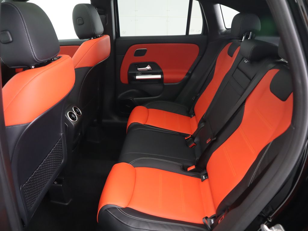 Thumbnail: 2026 Mercedes-Benz GLA - 23