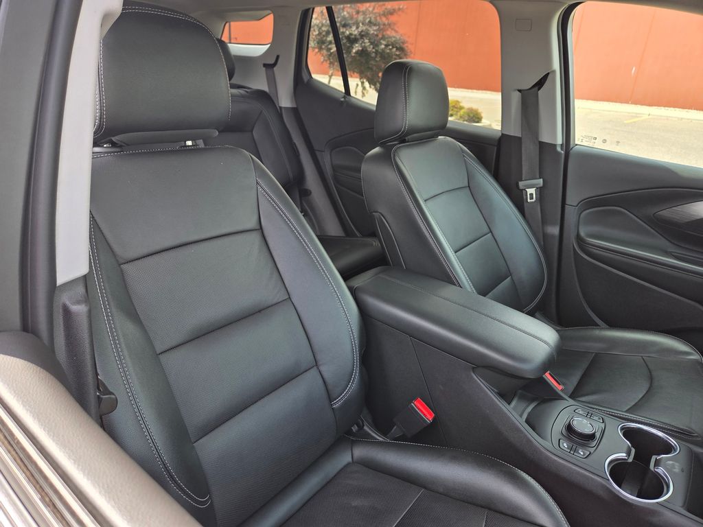 2024 GMC Terrain AWD SLT