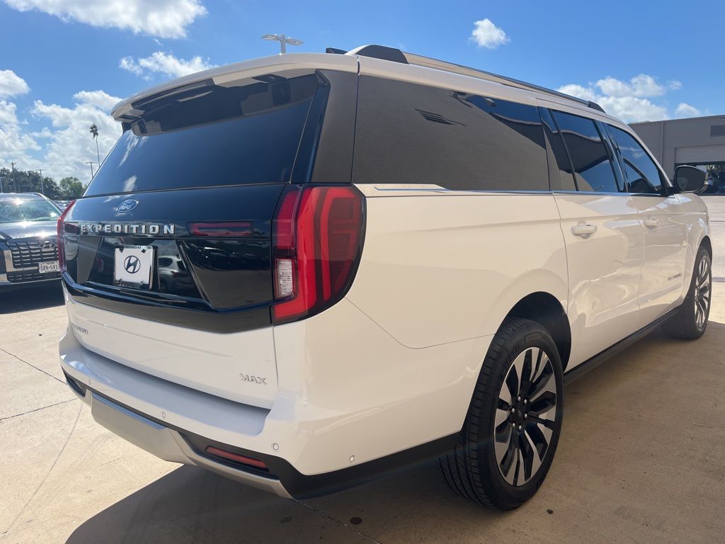 Thumbnail: 2025 Ford Expedition MAX - 10