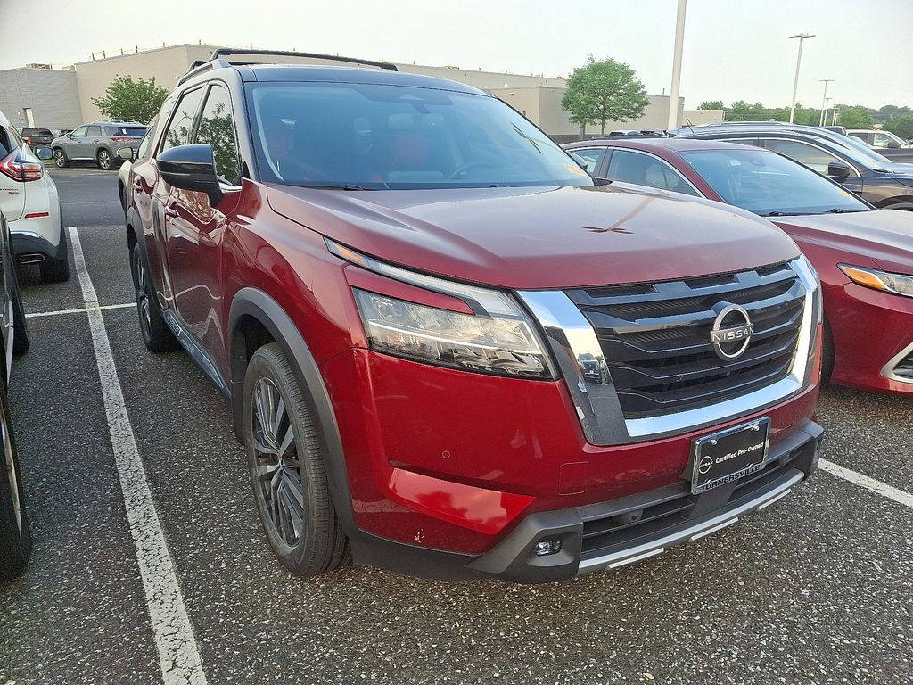 2022 Nissan Pathfinder Platinum 3