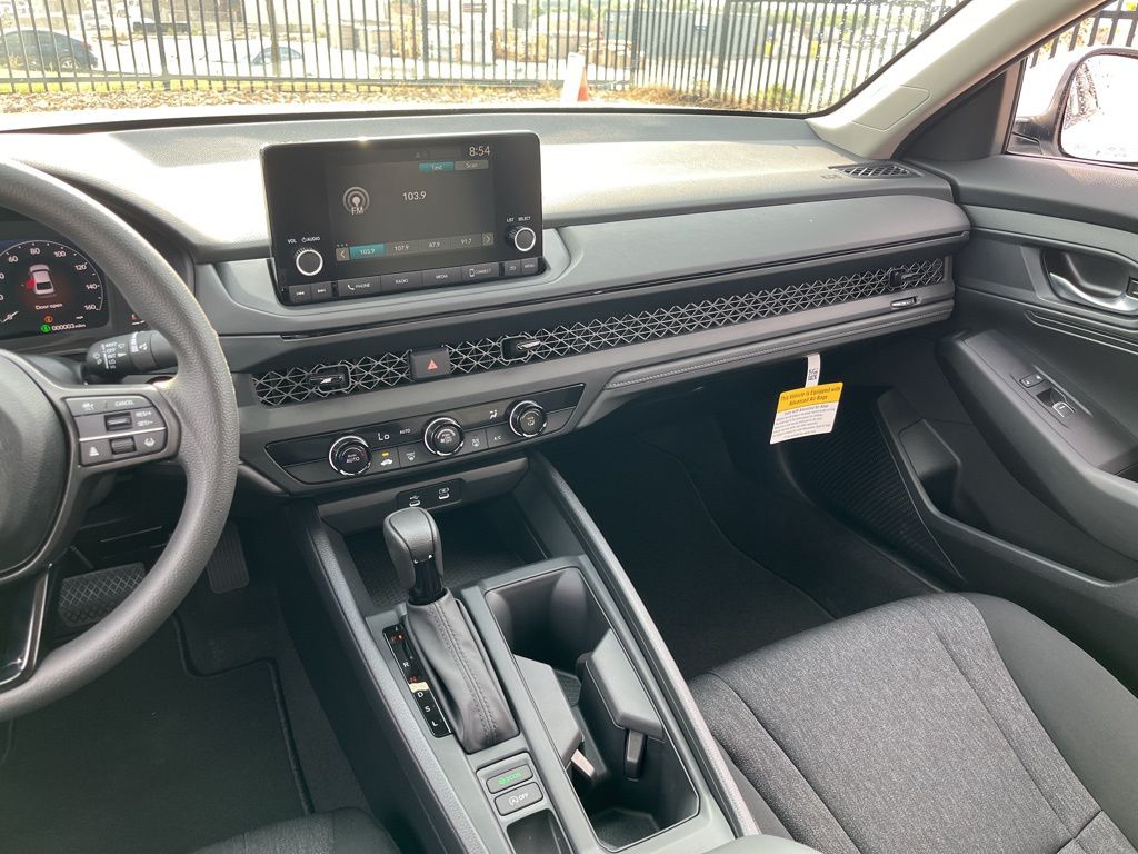 Thumbnail: 2025 Honda Accord - 9