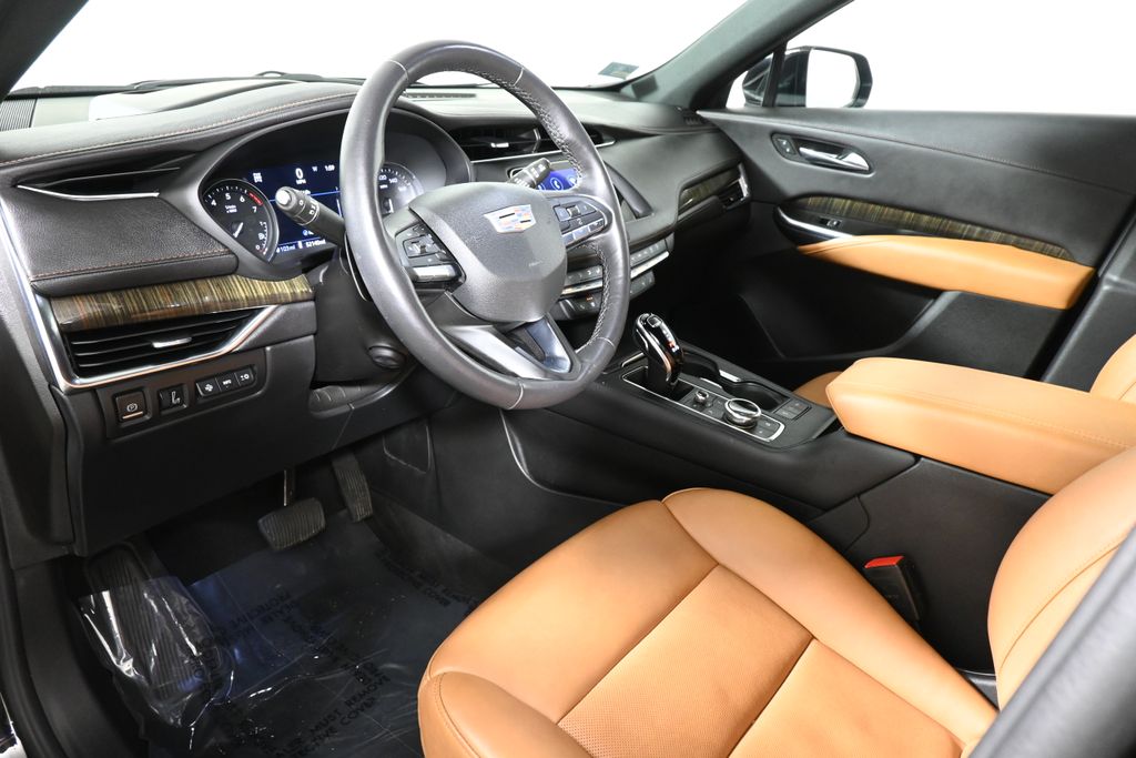 2022 Cadillac XT4 Premium Luxury 13