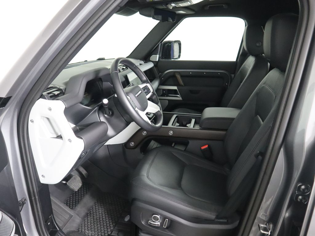 Thumbnail: 2024 Land Rover Defender - 20