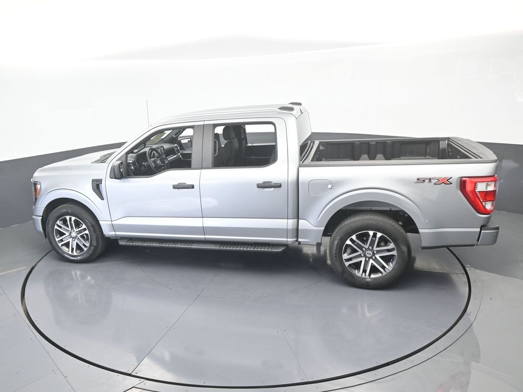 Used 2023 Iconic Silver Metallic Ford XL image 43