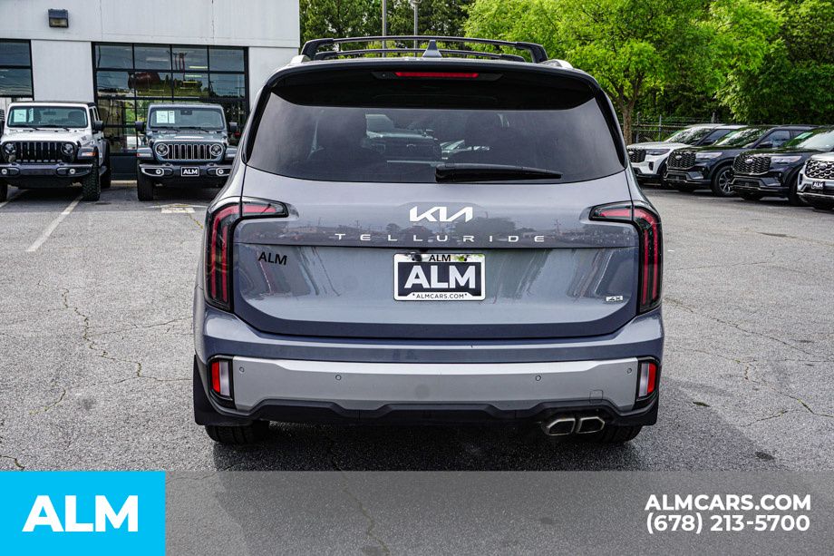 Used 2023 Silver Kia SX-Prestige image 10
